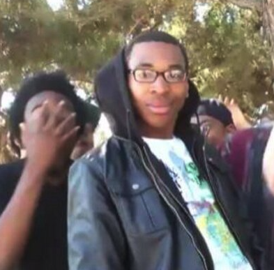 Meme do Supa Hot Fire reagindo com cara de incrédulo, marcando o clímax da explicação